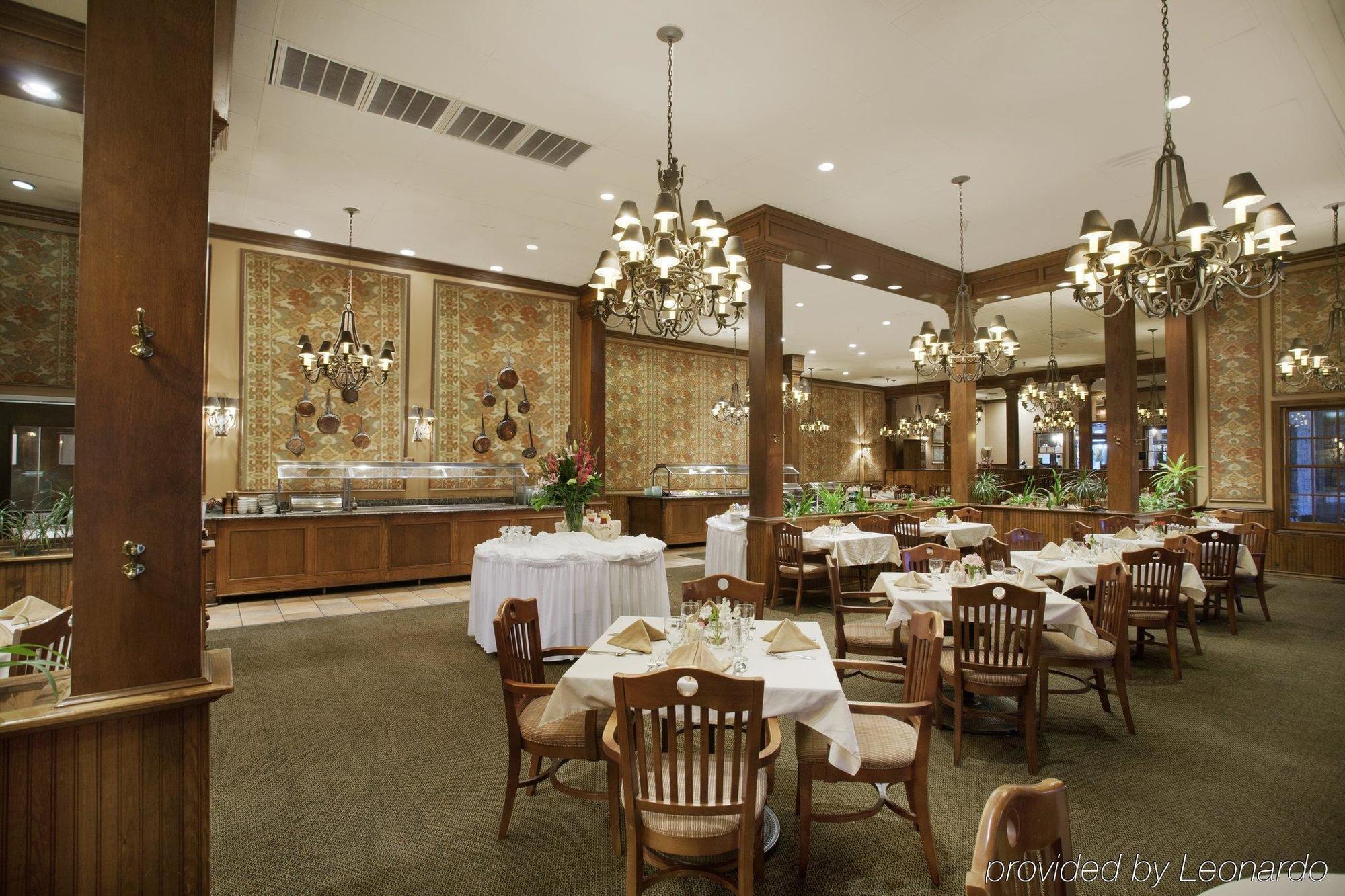 Y O Ranch Hotel And Conference Center Kerrville Restaurant bilde
