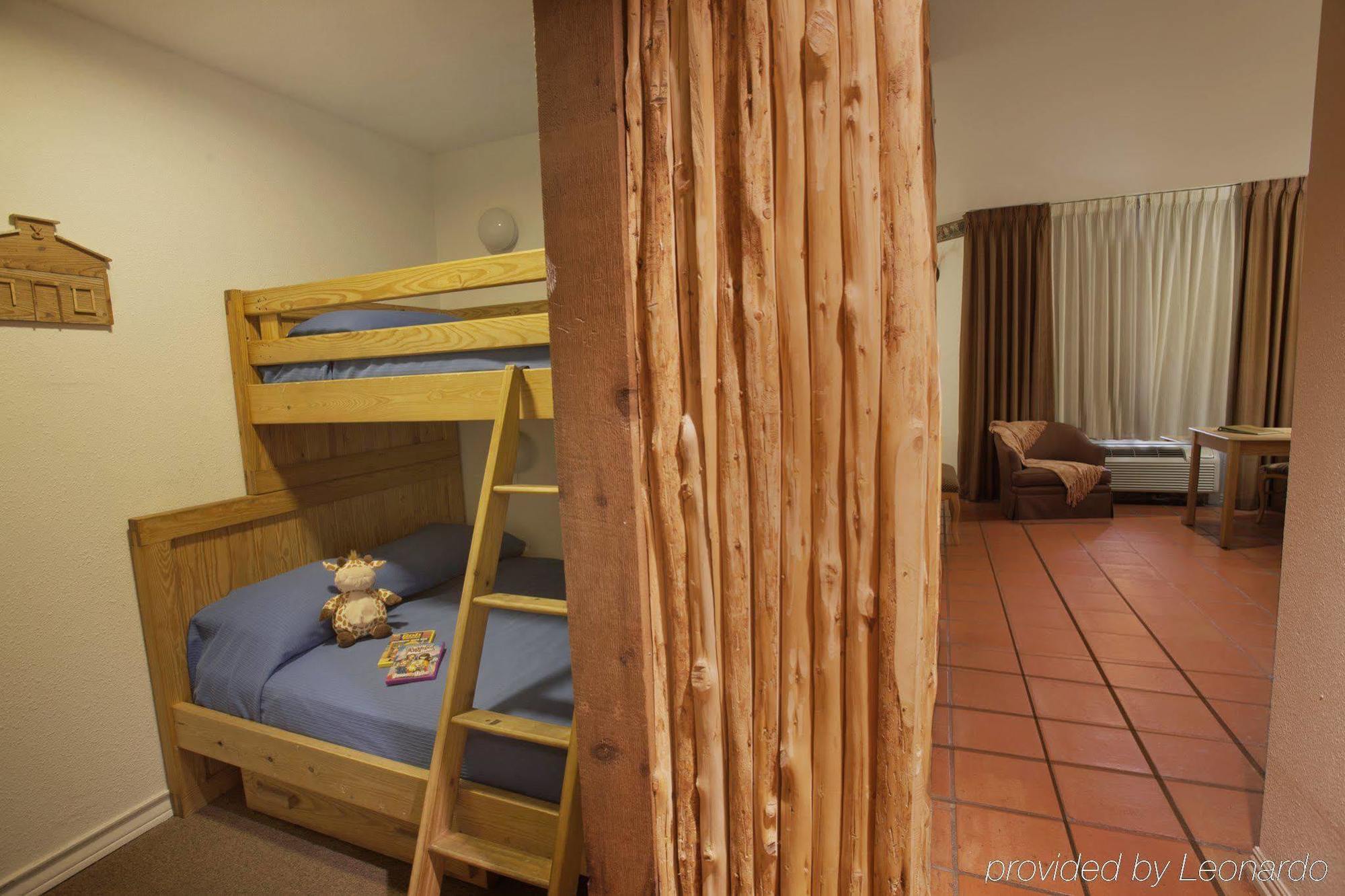 Y O Ranch Hotel And Conference Center Kerrville Rom bilde